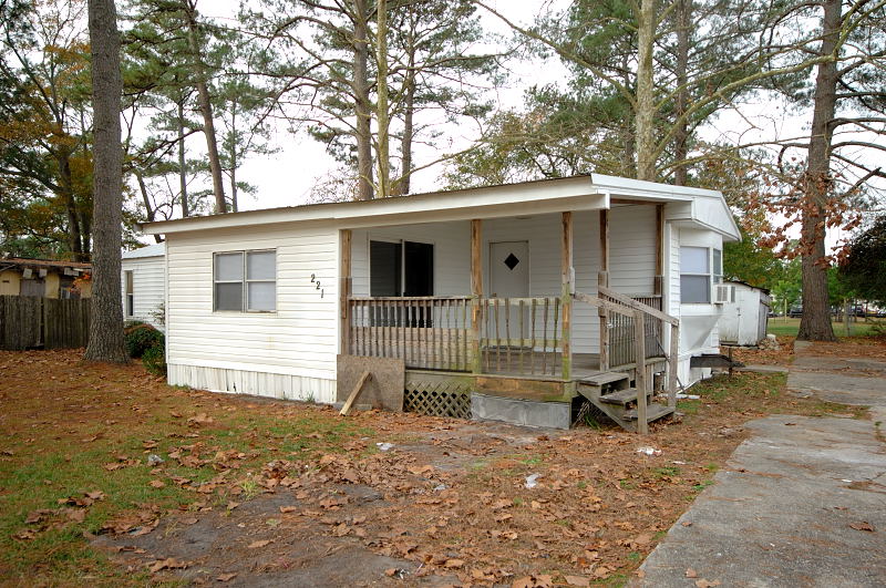 Goldsboro NC - Homes for Rent - 221 Biltmore Dr. Goldsboro NC 27534 - Main House View