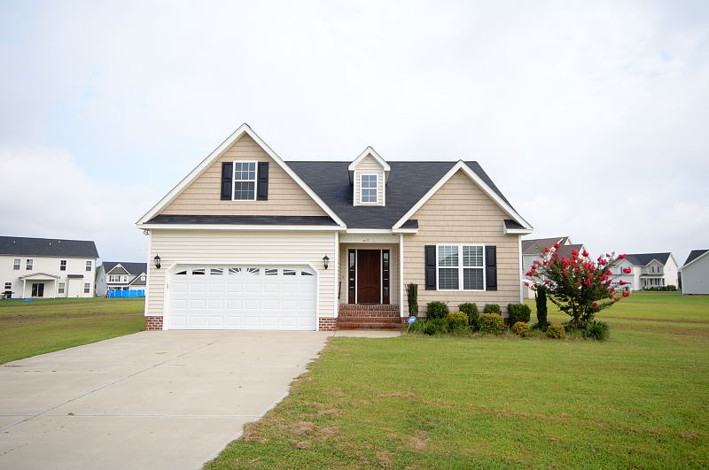 Goldsboro NC - Homes for Rent - House Outside Front - 106 Pettitte Place Princeton, NC 27569