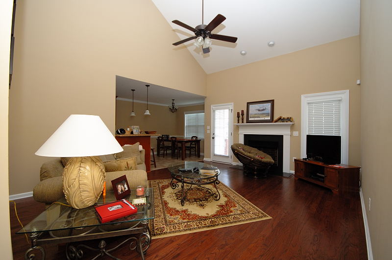 Goldsboro NC - Homes for Rent - Family Room - 106 Pettitte Place Princeton, NC 27569