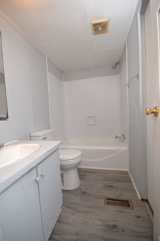 Goldsboro NC - Homes for Rent - 111 C Nancy Drive Dudley NC 28333 - Bathroom