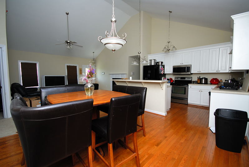 Goldsboro NC - Homes for Rent - Kitchen Dining Room - 1470 Dollard Town Road Goldsboro NC 27534