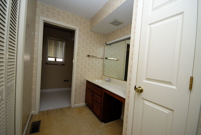 Goldsboro NC - Homes for Rent - Bathroom - 2000 Harris Street Goldsboro, NC 27530