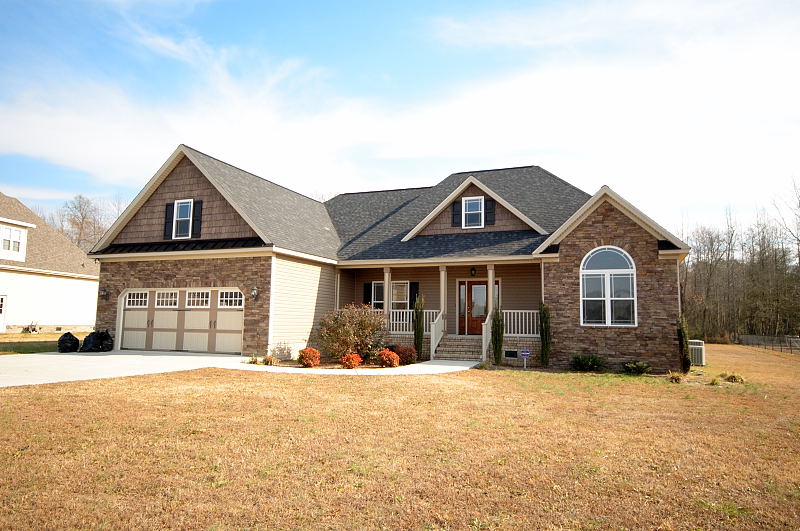 Goldsboro NC - Homes for Rent - House Outside Front - 236 Clemens Drive Pikeville, NC 27863