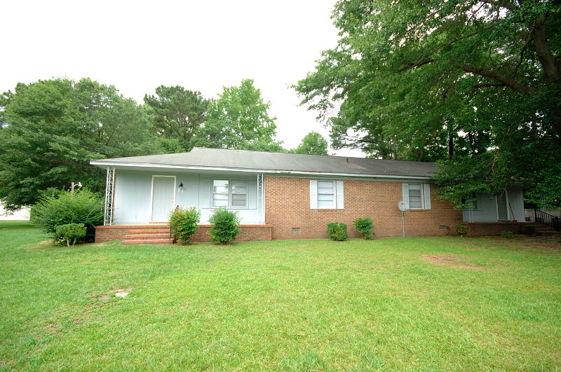 Goldsboro NC - Homes for Rent - 2803 Warrick Circle Apt F1 Goldsboro NC 27534 - Main House View