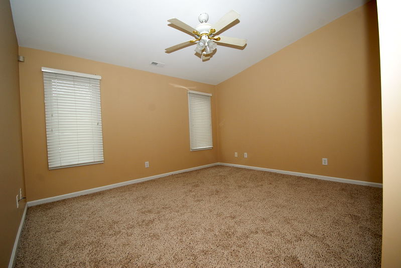 Goldsboro NC - Homes for Rent - 3103 Cashwell Drive #203 Goldsboro NC 27534 - Master Bedroom