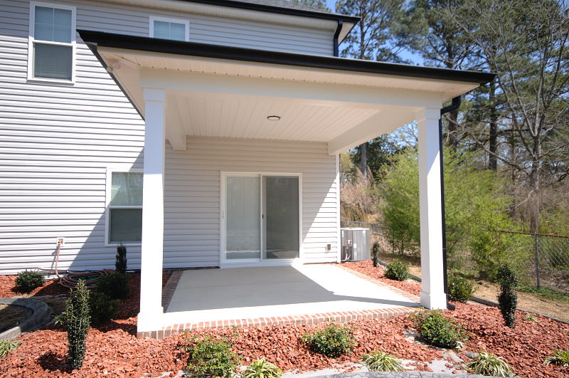 Goldsboro NC - Homes for Rent - 411 South Church St. Princeton NC 27569 - Covered Patio