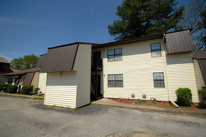 Homes for Rent - Goldsboro NC - 101 East Oakwood Street Apartment G Goldsboro NC 27530