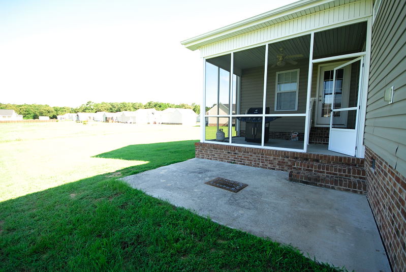 Goldsboro NC - Homes for Rent - 1470 Dollard Town Road Goldsboro NC 27534 - Back Porch