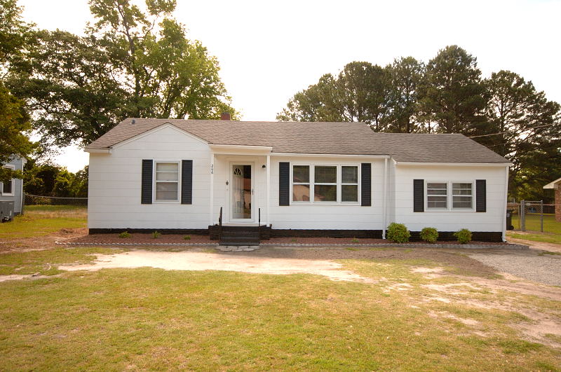 Homes for Rent - Goldsboro NC - 206 S. Spence Ave. Goldsboro NC 27534