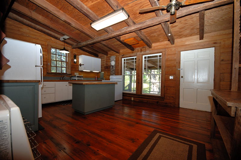Goldsboro NC - Homes for Rent - 375 Exum Pond Rd. Snow Hill NC 28580 - Kitchen / Dining Area