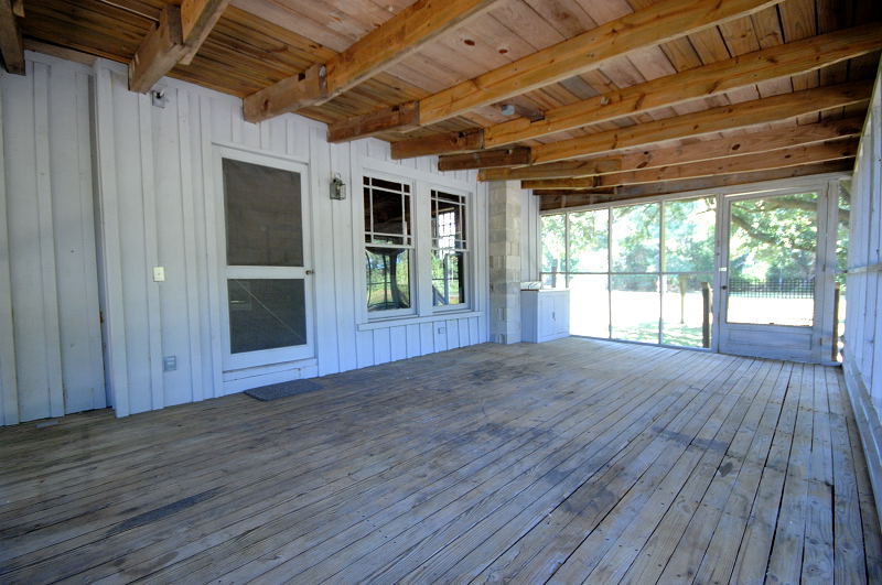 Goldsboro NC - Homes for Rent - 375 Exum Pond Rd. Snow Hill NC 28580 - Screened Porch