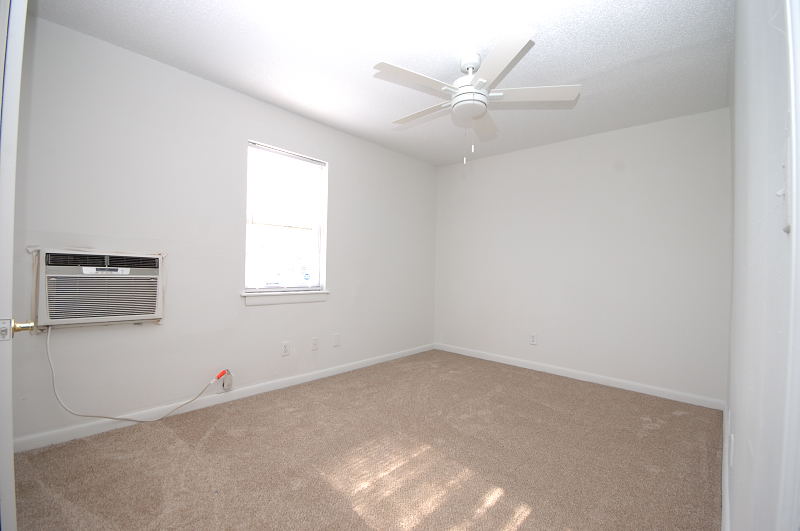 Goldsboro NC - Homes for Rent - 412 North Carolina St. Unit A Goldsboro NC 27530 - Bedroom