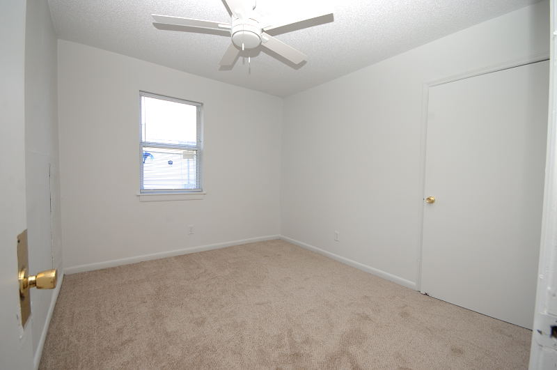 Goldsboro NC - Homes for Rent - 412 North Carolina St. Unit A Goldsboro NC 27530 - Bedroom